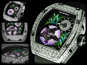 Tourbillon fleur e a lato particolari della camelia 