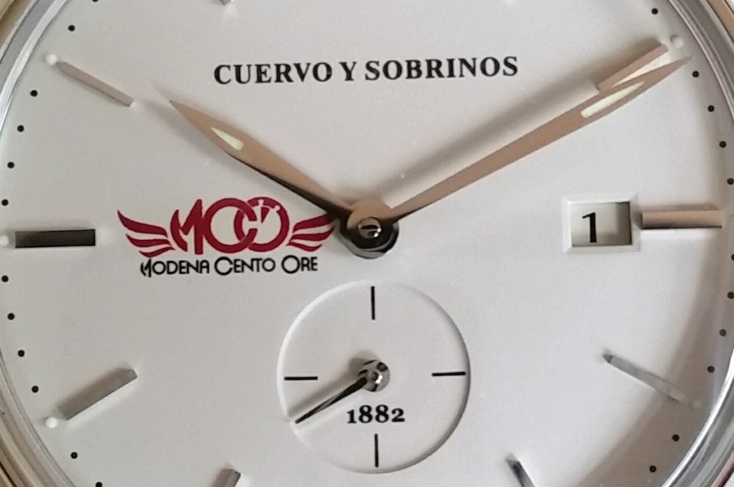 Sul quadrante del Cuervo y Sobrinos il logo della Cento Ore