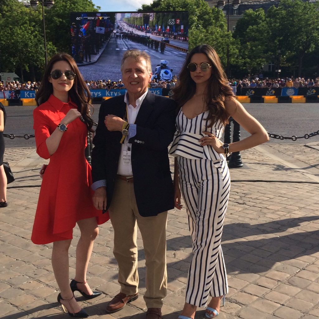 Il presidetne Tissot Thiebaud e le ambasciatrici del Marchio