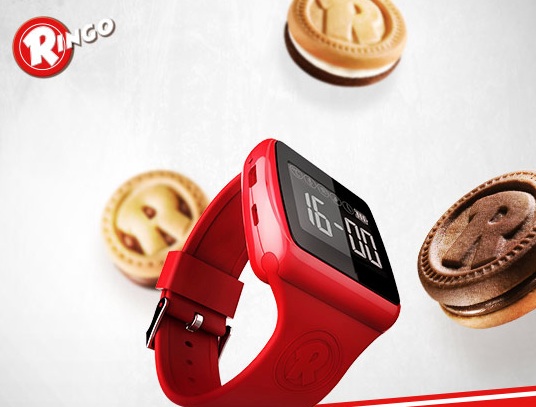 Il Ringo watch insieme ai biscotti